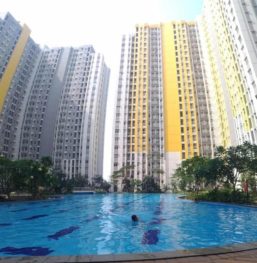 Springlake Summarecon By Veeroom Wisma tamu 2*