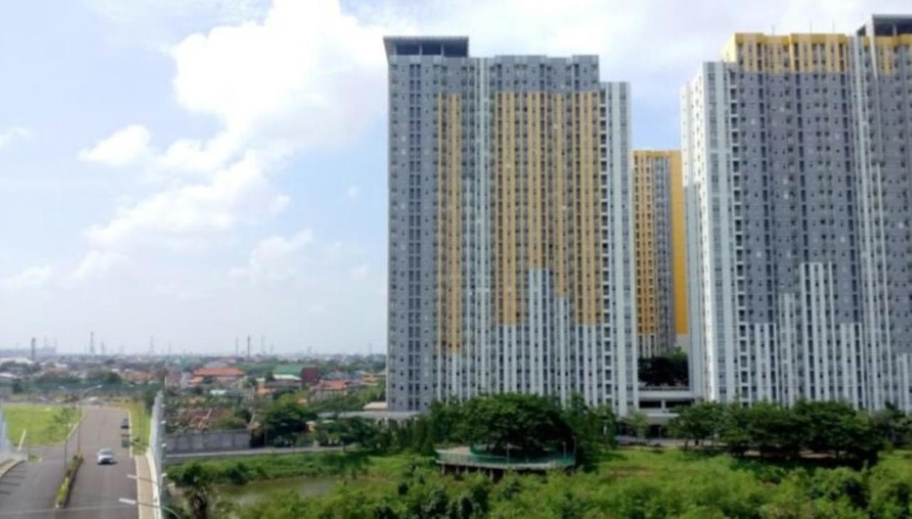 Springlake Summarecon By Veeroom Wisma tamu